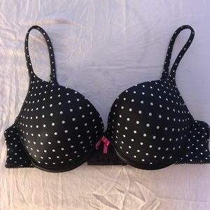 B&W polka dot push-up bra